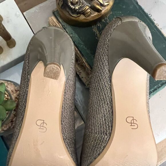 Circa Joan David Luxe women’s heels.  Size 10M. - Picture 9 of 13